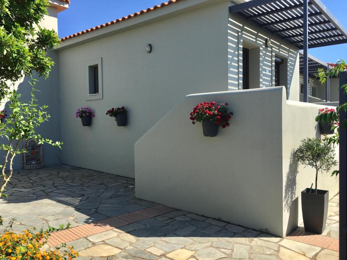 Caviro Moúdhros Exterior foto